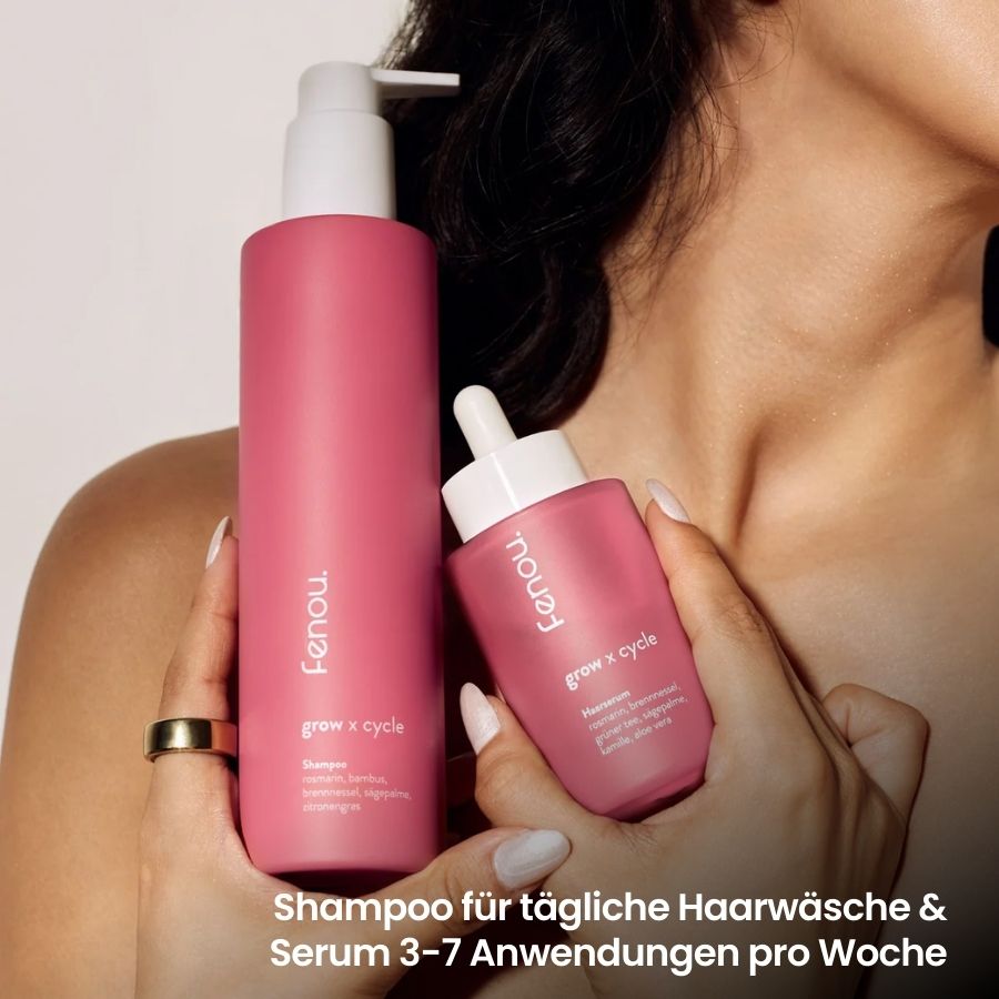 weiblich gelesene Person hält fenou grow Shampoo und Serum vor sich, was tun bei haarausfall